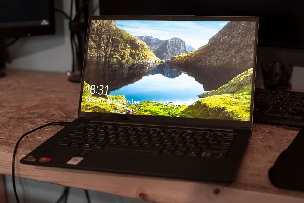 Lenovo Yoga Slim 7 3