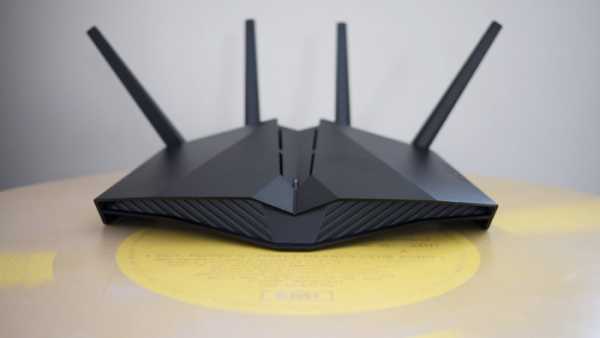 Router Asus RT AX82U 02