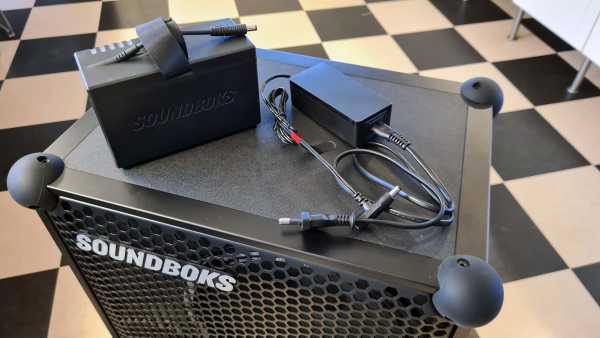 Soundboks Gen 3 battery and charger
